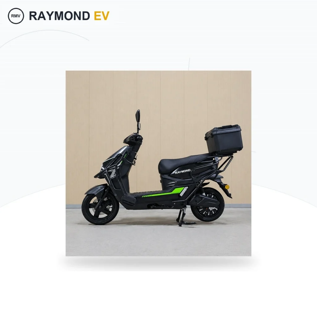 Raymon Motorcycle-Style Tricycle 0074